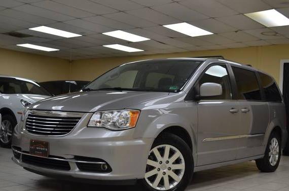 CHRYSLER TOWN AND COUNTRY 2016 2C4RC1BG2GR186364 image